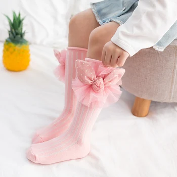 Носки для маленьких девочек с милым мультяшным бантом, весенние мягкие детские гольфы до колена, мягкие хлопковые длинные носки для малышей
